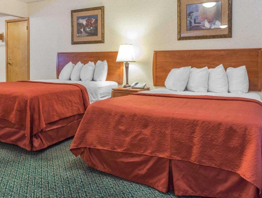 Quality Inn Royle Kittanning Екстер'єр фото