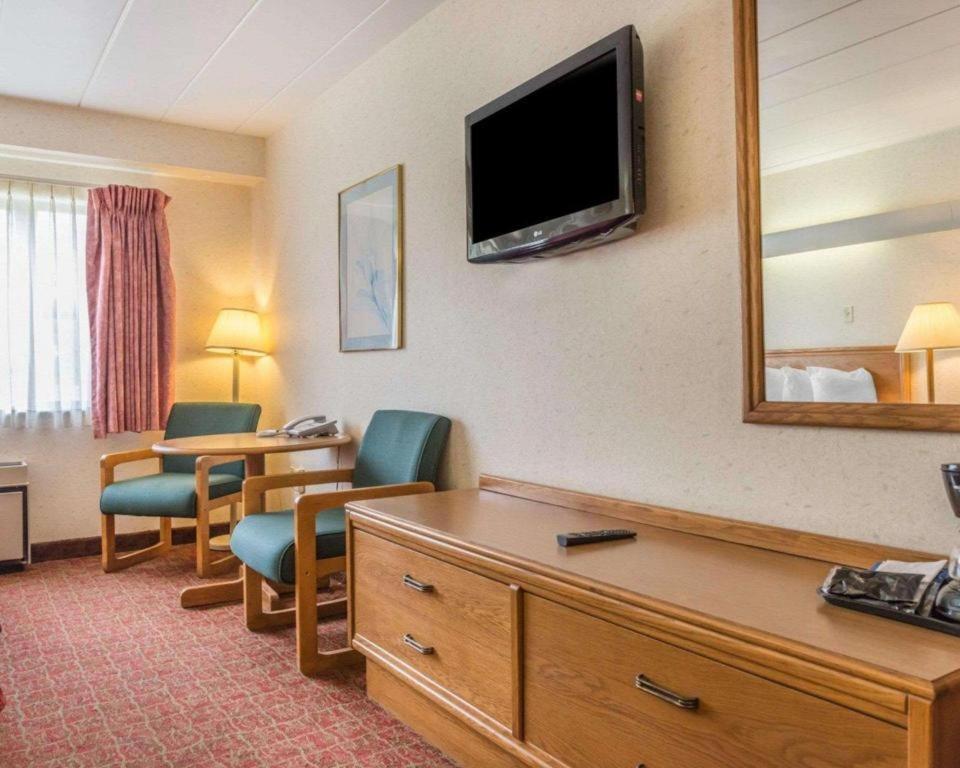 Quality Inn Royle Kittanning Екстер'єр фото