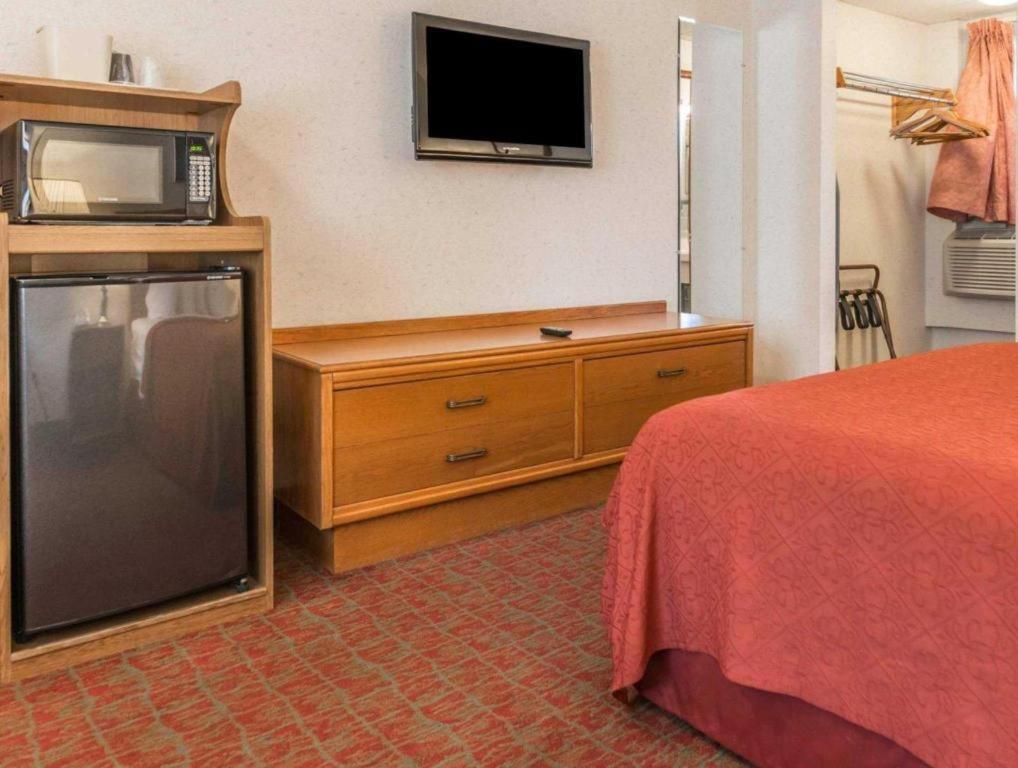 Quality Inn Royle Kittanning Екстер'єр фото