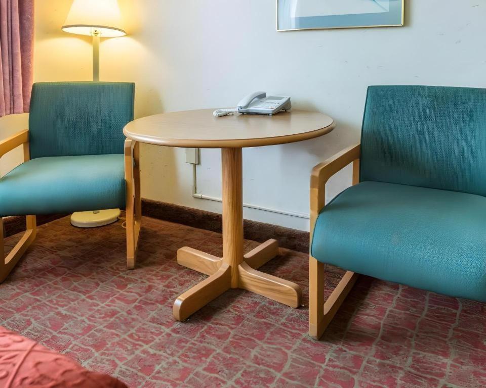 Quality Inn Royle Kittanning Екстер'єр фото