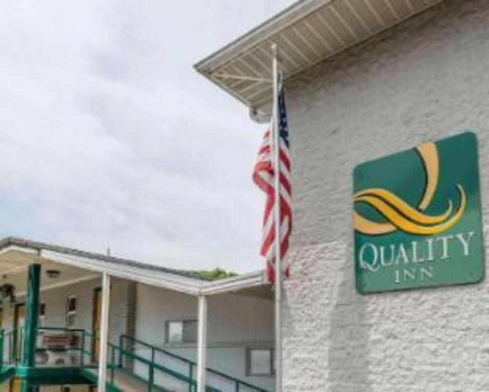 Quality Inn Royle Kittanning Екстер'єр фото