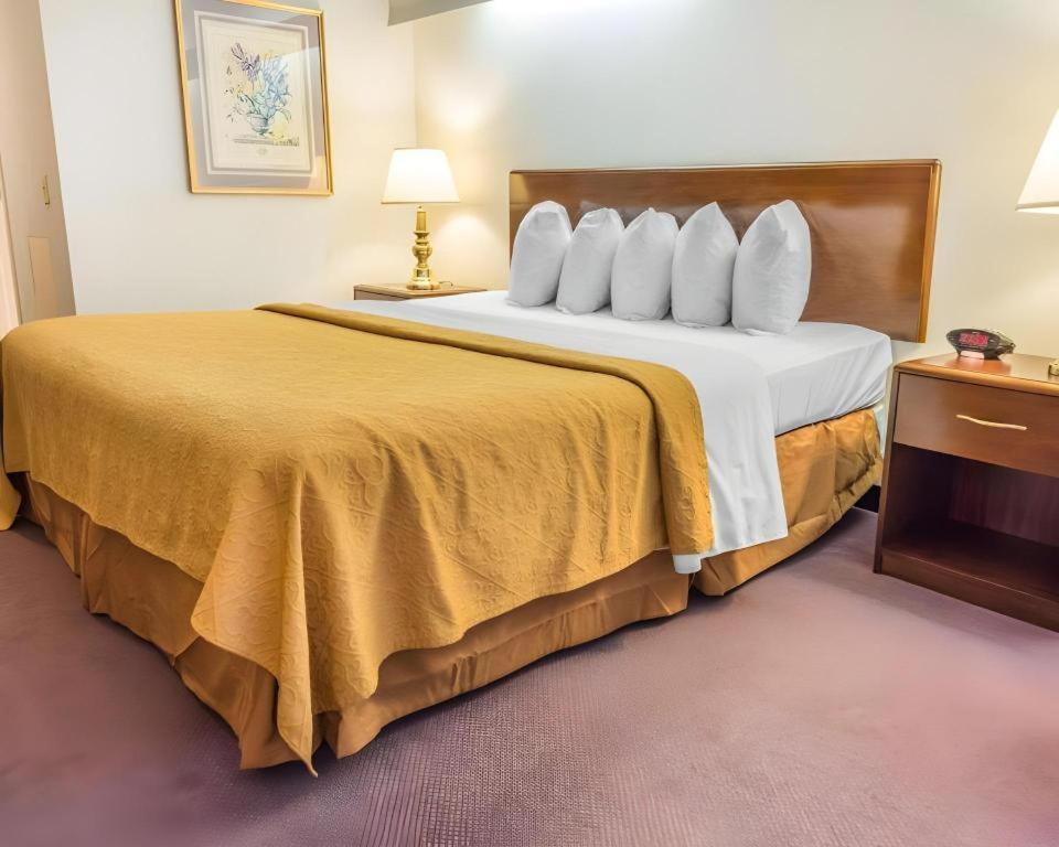 Quality Inn Royle Kittanning Екстер'єр фото