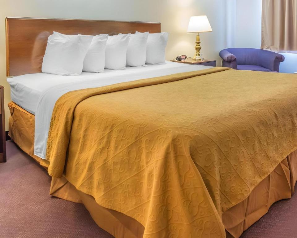 Quality Inn Royle Kittanning Екстер'єр фото