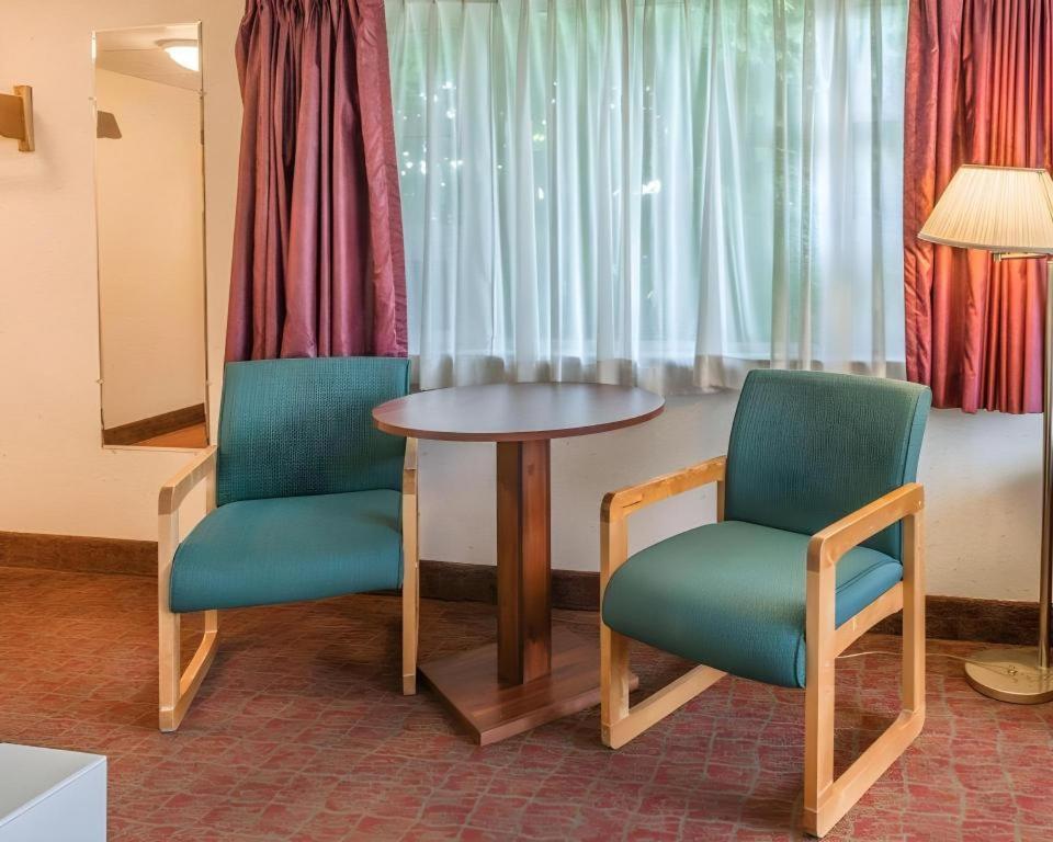 Quality Inn Royle Kittanning Екстер'єр фото
