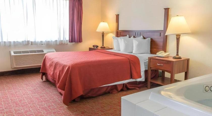 Quality Inn Royle Kittanning Екстер'єр фото