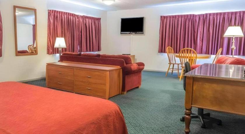 Quality Inn Royle Kittanning Екстер'єр фото